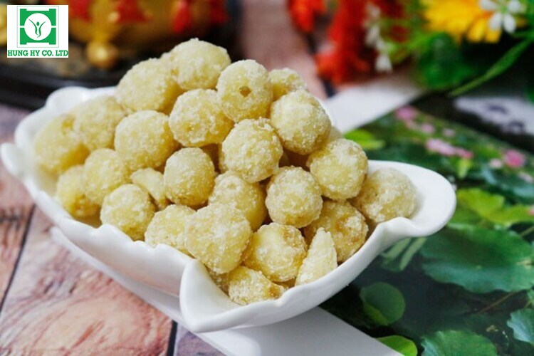 Mứt hạt sen được rất nhiều gia đình Việt Nam ưa thích